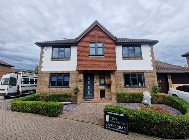 Choosing the right type of windows for a modern home. This house has newly installed Origin windows and door by Essex Window & Door Centre. They are aluminium in Anthracite Grey which suits this modern home.